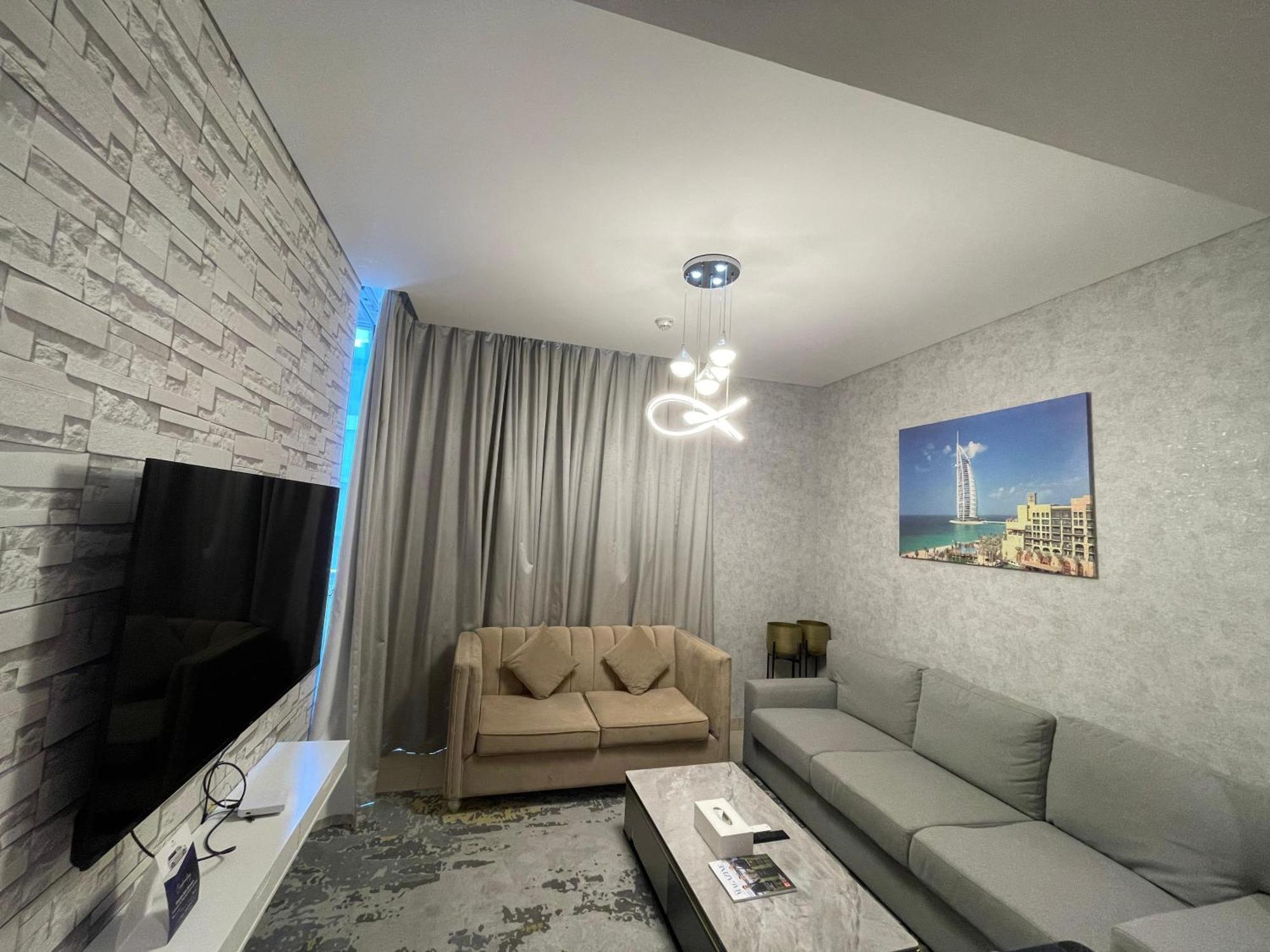 By Latinem Luxury 1br Cvr B3202 Near Burj Khalifa *